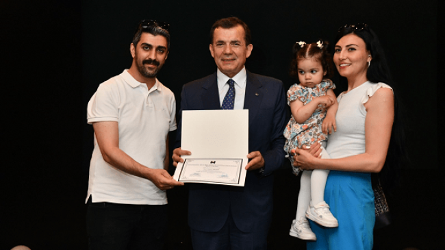 Yenişehir Belediyesi ebeveynleri eğiterek, çocuklara destek veriyor