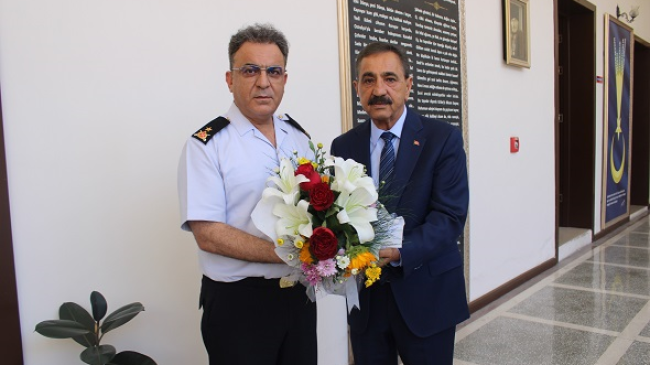 Başkan Sarı’dan Jandarma Komutanı Tuğgeneral Çarıkcıoğlu’na ziyaret
